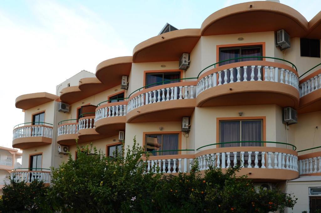 فاليراكي Villa George المظهر الخارجي الصورة